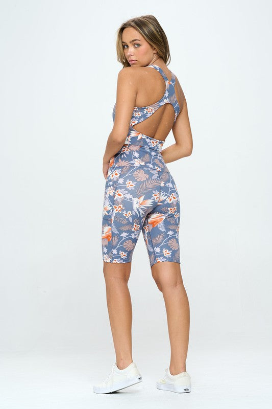 Flowers print activewear set in blue